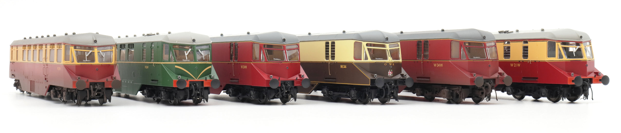 GWR AEC Railcar – Heljan.com
