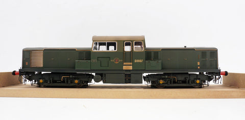 Class 17 BR green D8607 SYP WEATHERED