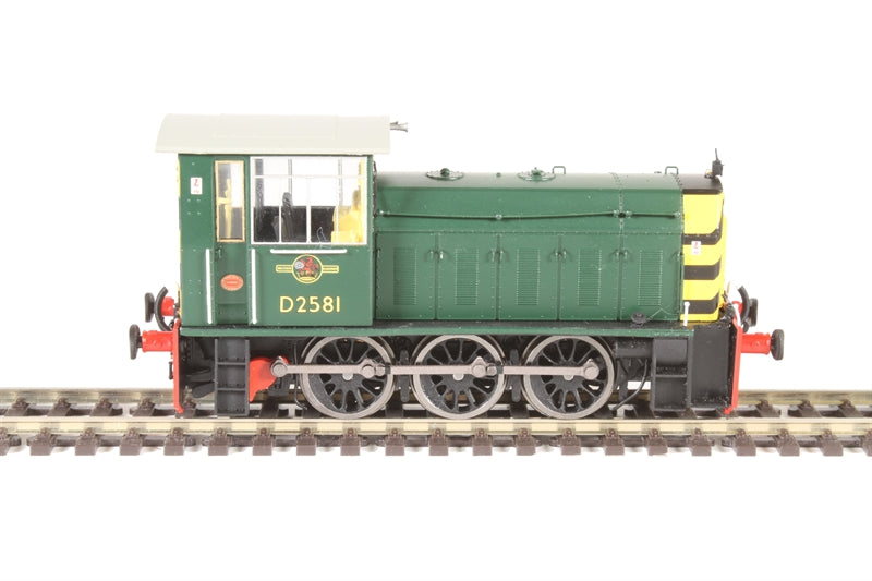 Class 05 - BR Green - D2581 - OO Scale