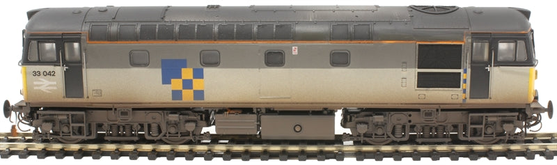 Class 33 - Construction Sector - 33042 - Weathered OO Scale