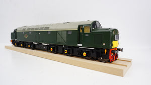 Class 40 V2 - BR green with small yellow panels (unnumbered)