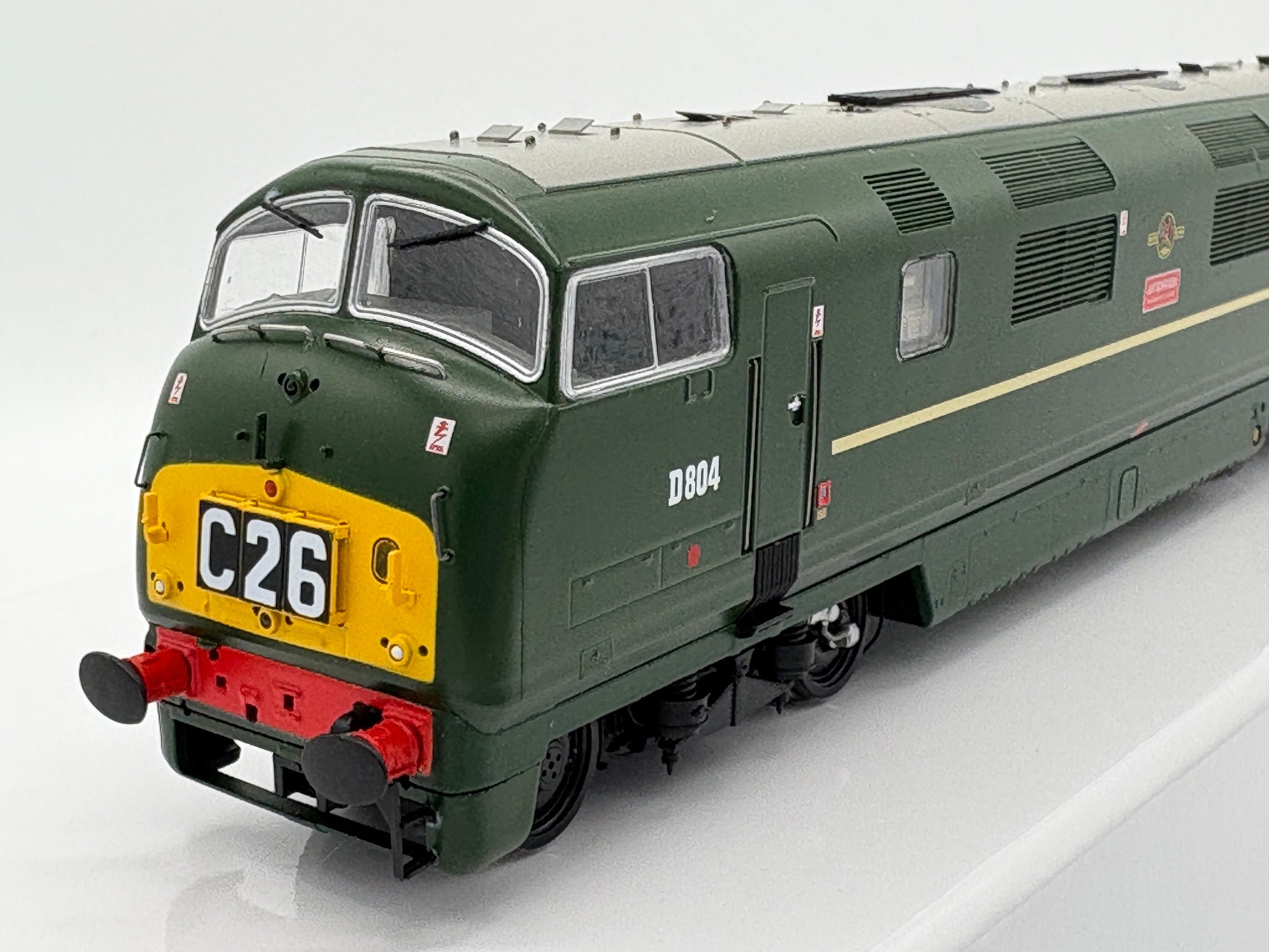 Class 42 - BR Grøn - D804 - OO Skala