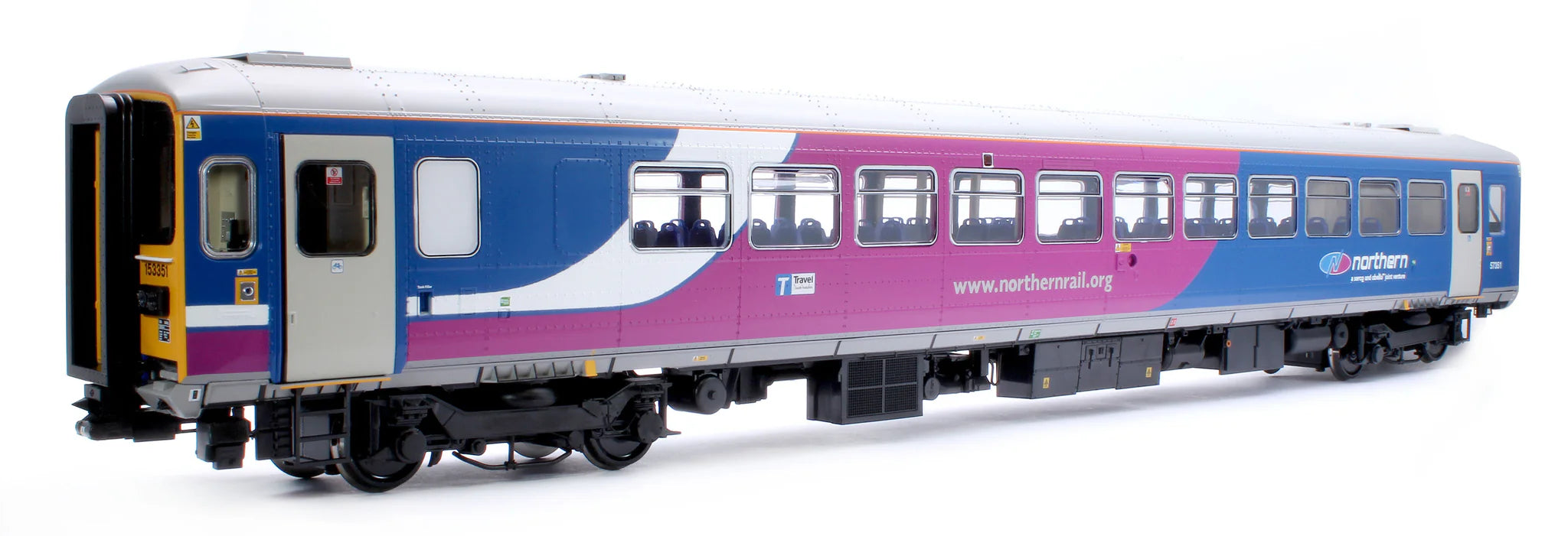 Class 153 - Northern - 153351 - O Scale