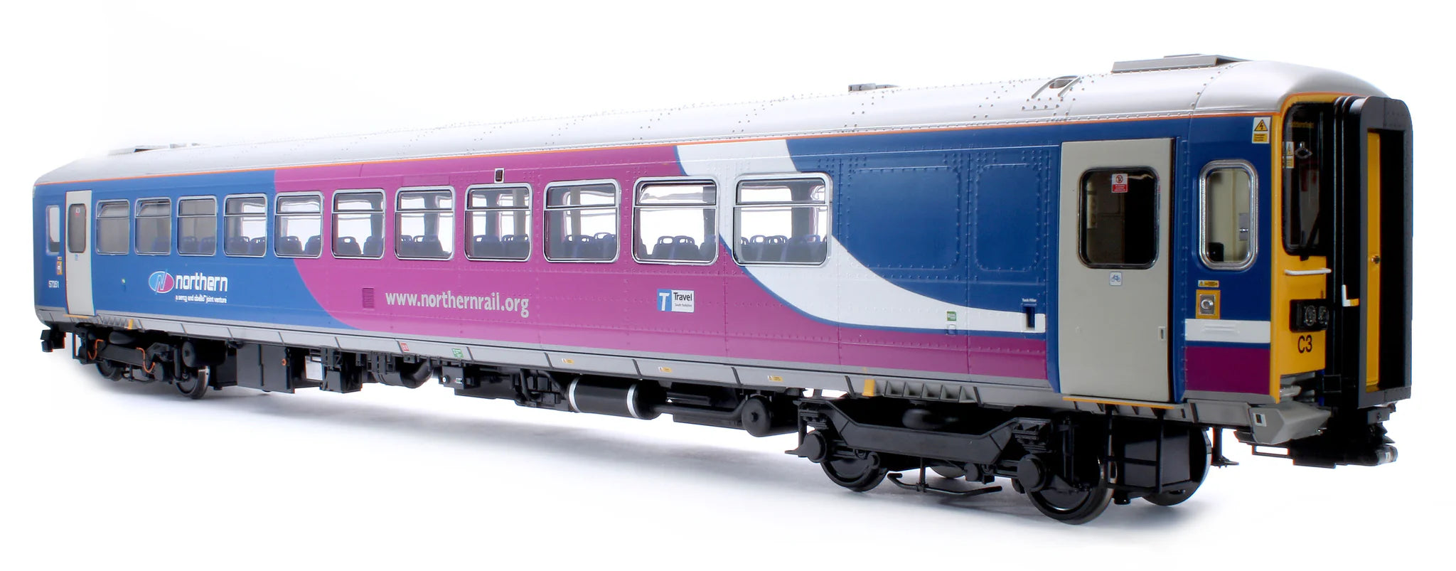 Class 153 - Northern - 153351 - O Scale