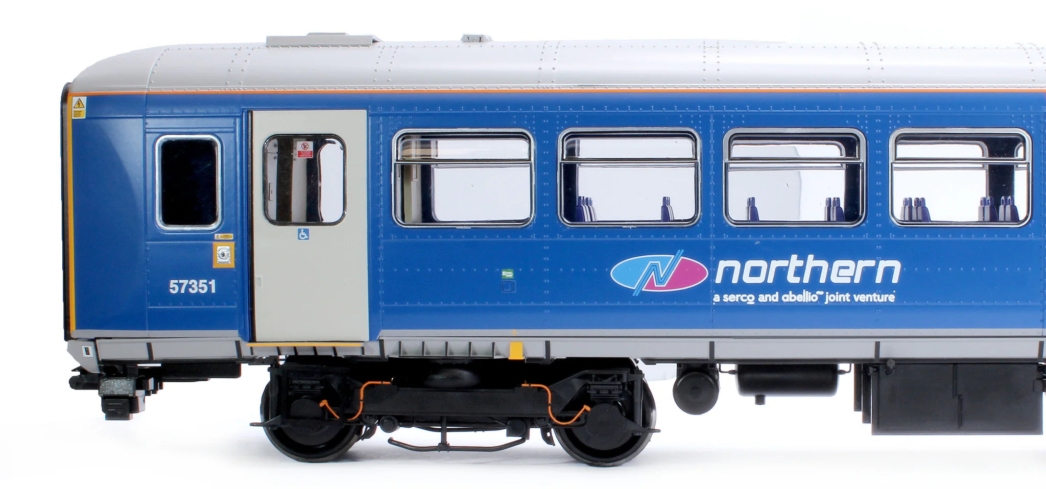 Class 153 - Northern - 153351 - O Scale