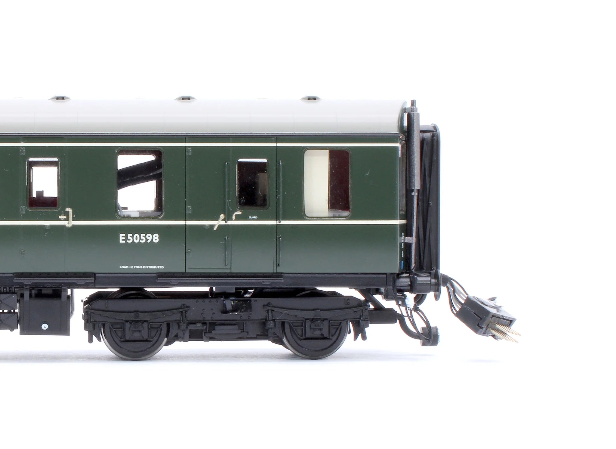 Class 104 - BR Green (Small Yellow Panel) - E50598+E56189 - OO Scale