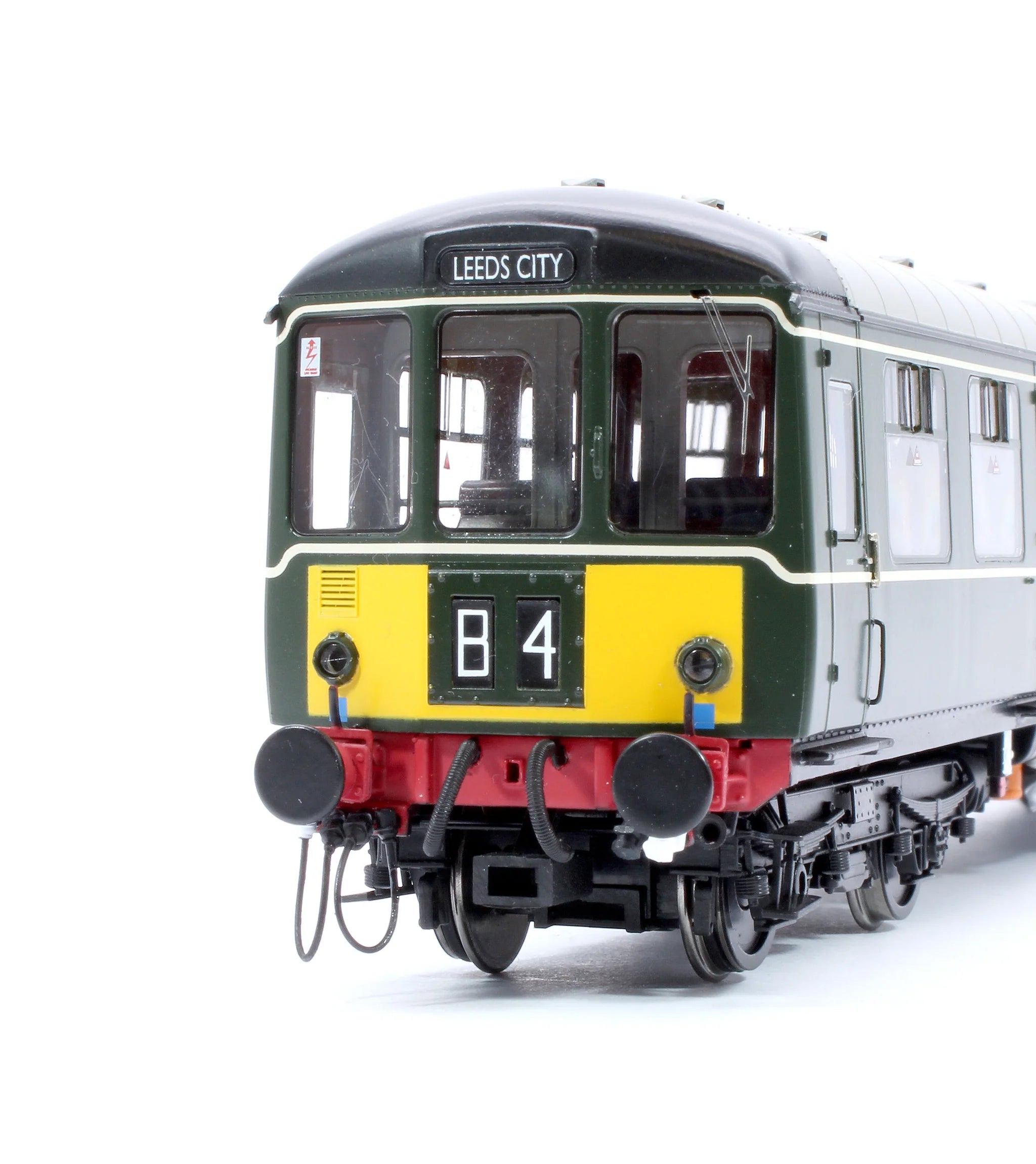 Class 104 - BR Green (Small Yellow Panel) - E50598+E56189 - OO Scale
