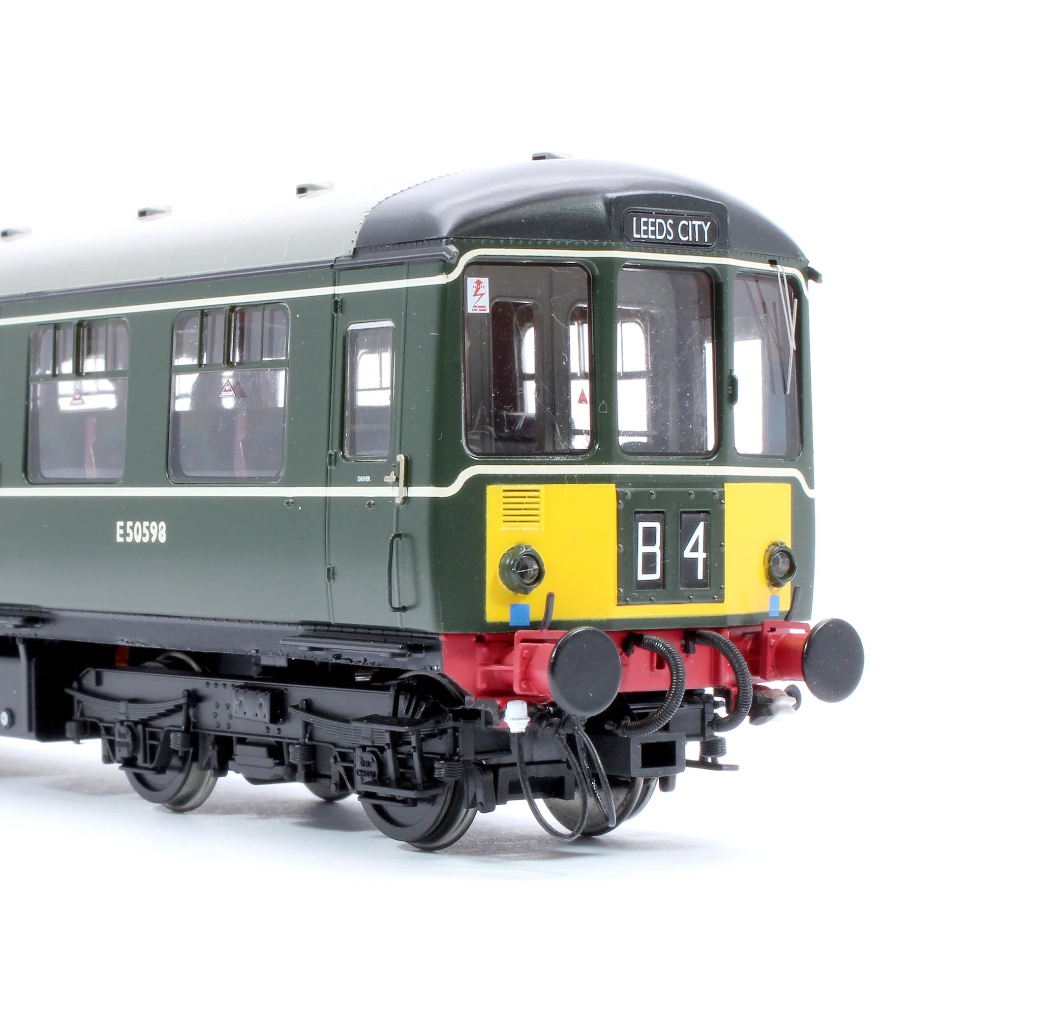 Class 104 - BR Green (Small Yellow Panel) - E50598+E56189 - OO Scale