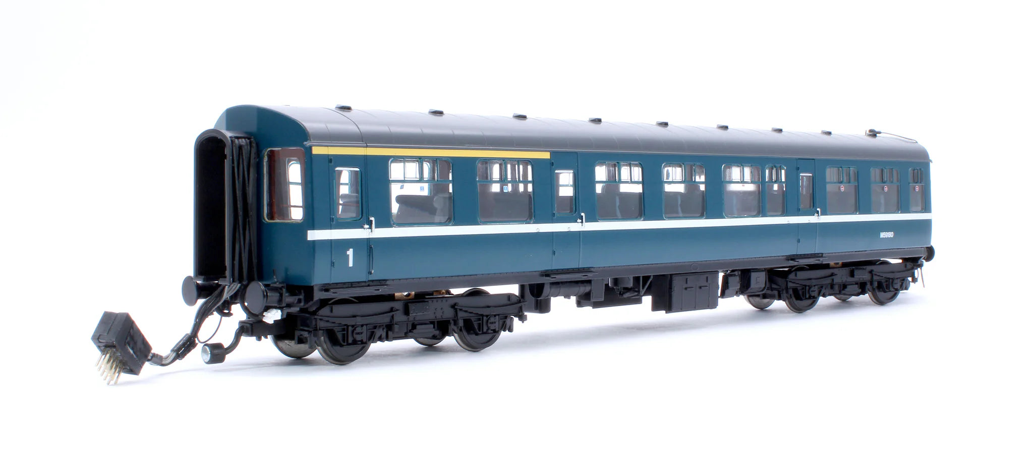 Class 104 - BR Blue (White Stripe) - M50472+M59180+M50524 - OO Scale