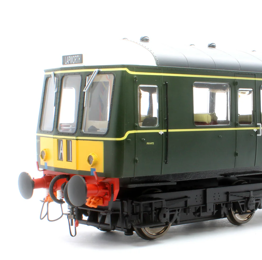 Class 122 - BR Green - W55004 - O Scale