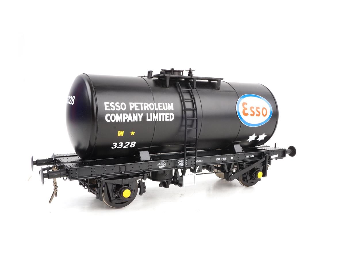 35T 'B' Tank - Esso Black - 3328 - O Scale