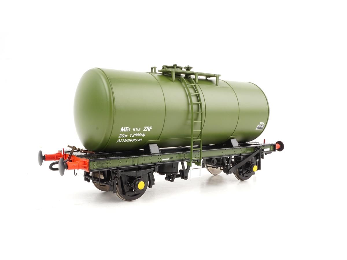 35T 'B' Tank - BR Olive Green - ADB999090 - O Scale