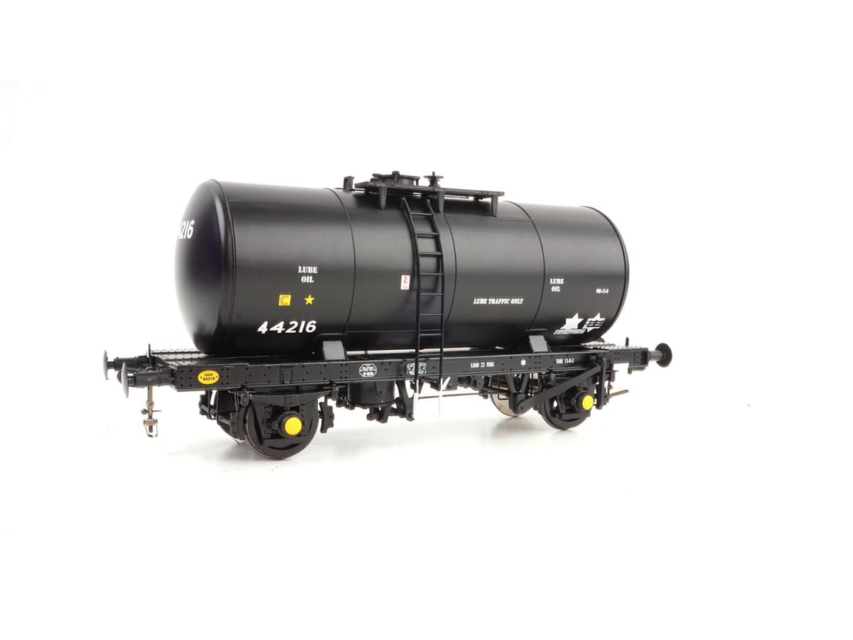 35T 'B' Tank - Esso Black - 44216 - O Scale