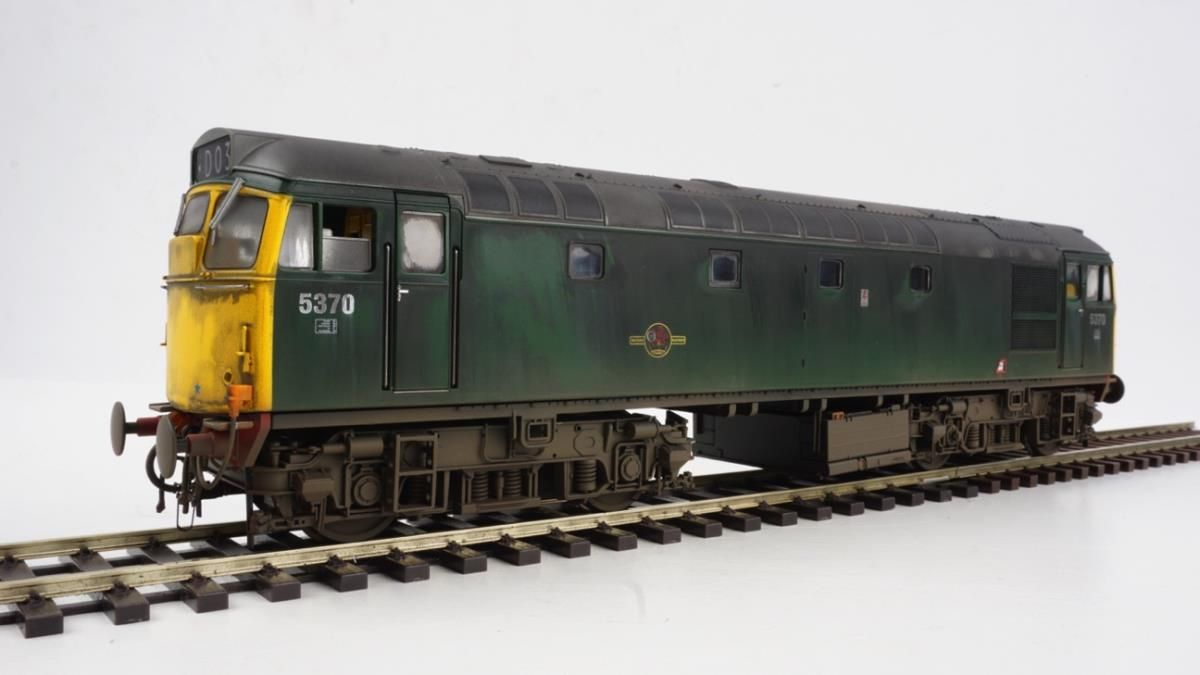 Class 27 - BR Green - 5370 - O Scale - Weathered